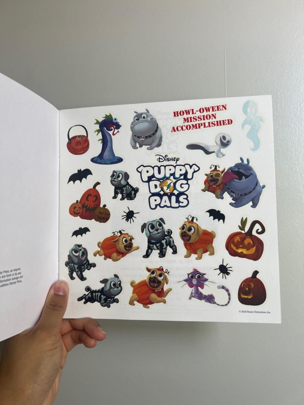 Disney Puppy Dog Pals Haunted Howl-oween Book - Picture 3 of 5